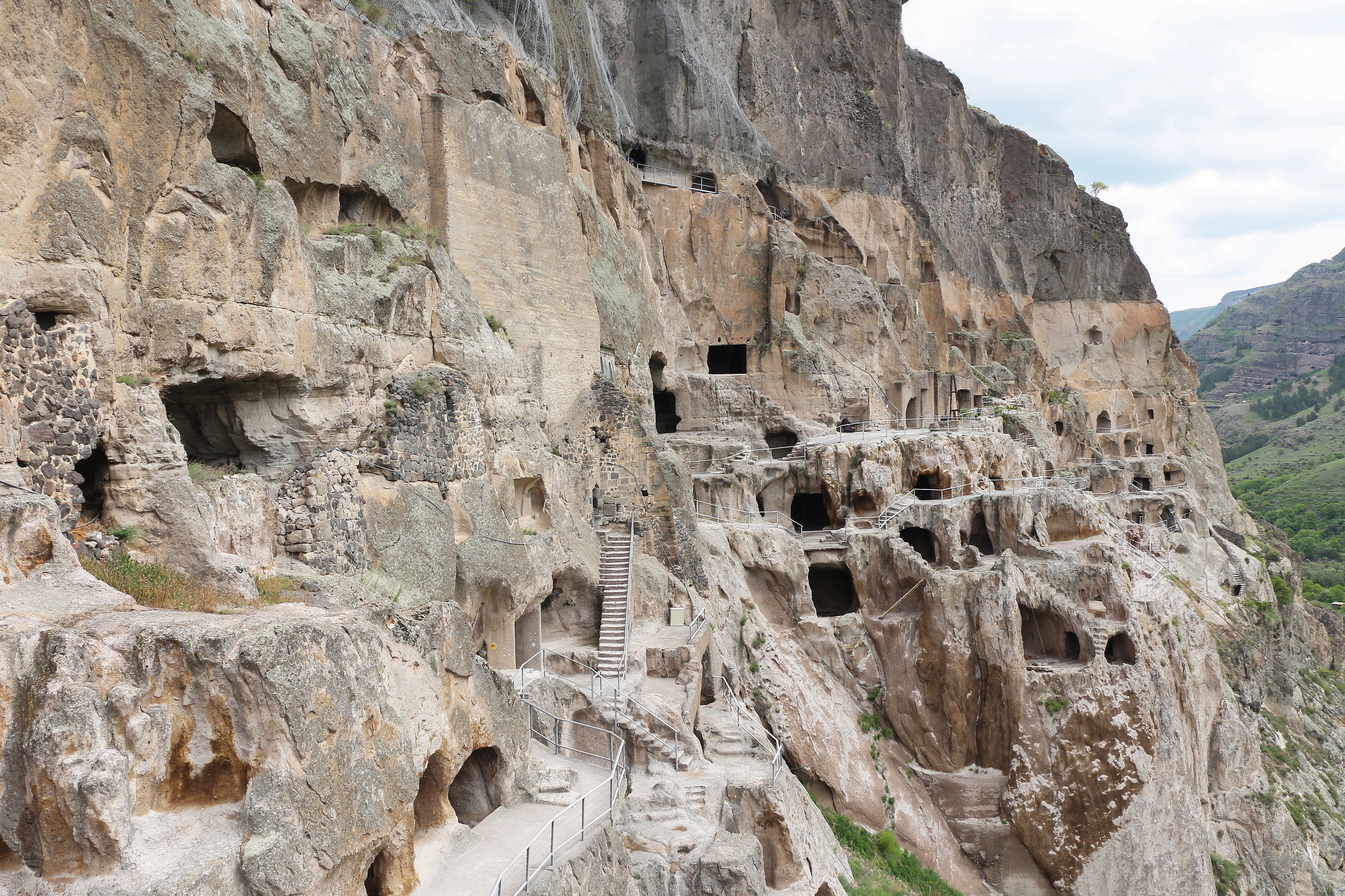 Stop 3: Vardzia Cave Monastery (Approx. 2 hours)